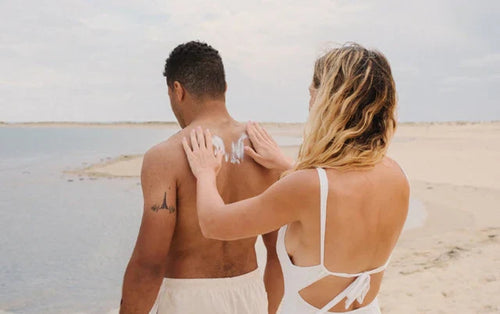 一對外出遊玩的伴侶 - Mustela Hong Kong - 1